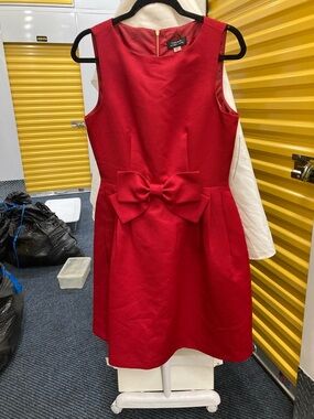 Tahari Red Sleeveless Bow-Front Mini Dress